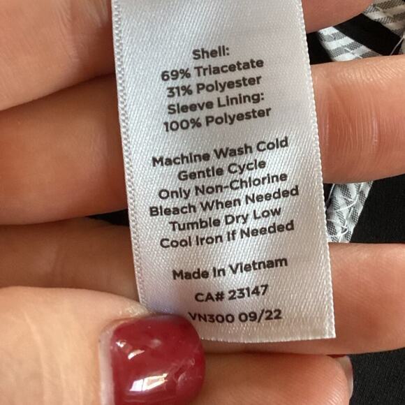 Talbots Womens Single Breaster Blazer Plus Size 16 Black Classic Corporate New - Picture 8 of 8